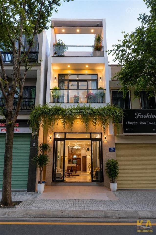 Cho thuê nhà phố 1 trệt 2 lầu trục chính kđt chí linh  72m (4,5x16)  giá 11 triệu/tháng
