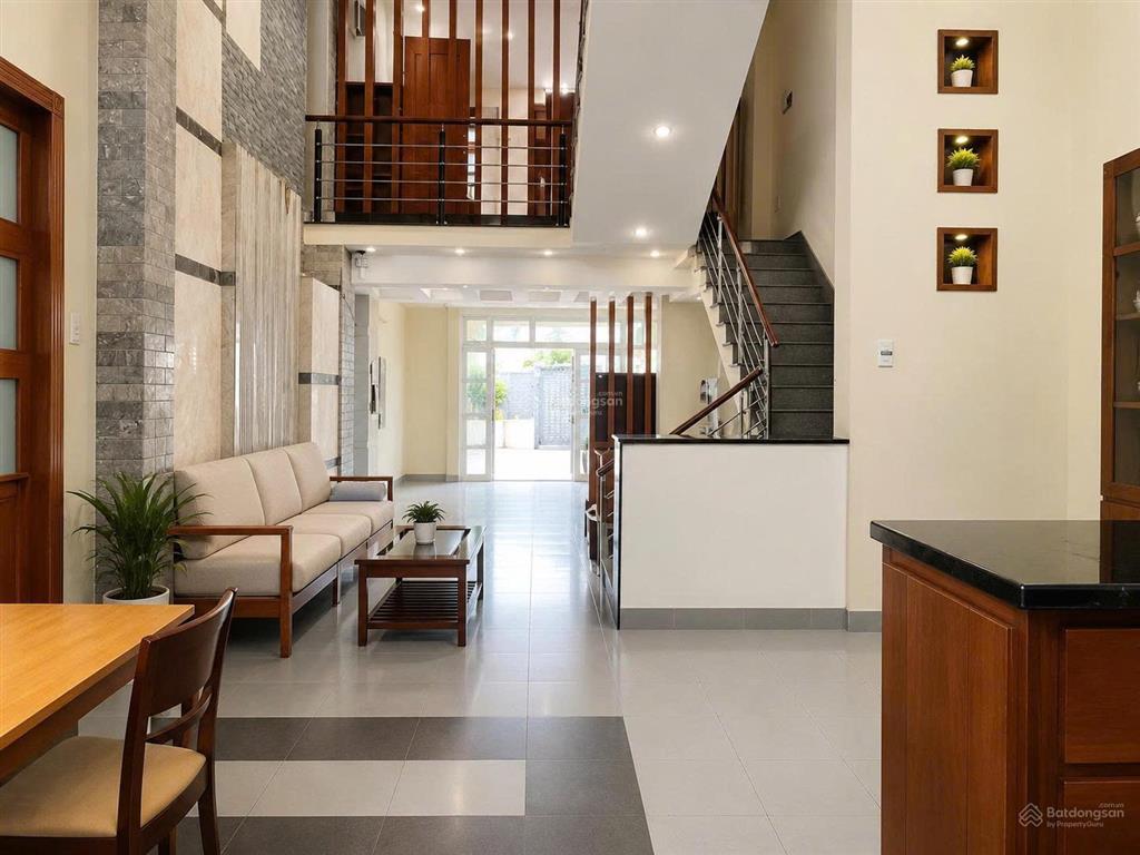 Cho thuê nhà 2 lầu (khu đại an)  gần trường quốc tế singapore chỉ 12 triệu/tháng