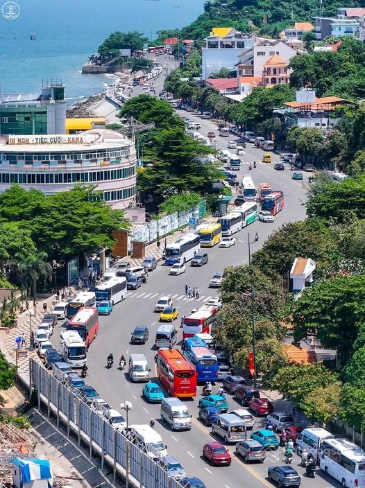 Cho thuê mặt bằng 2.000m mặt tiền hoàng hoa thám  đang kinh doanh vũng tàu  giá tốt