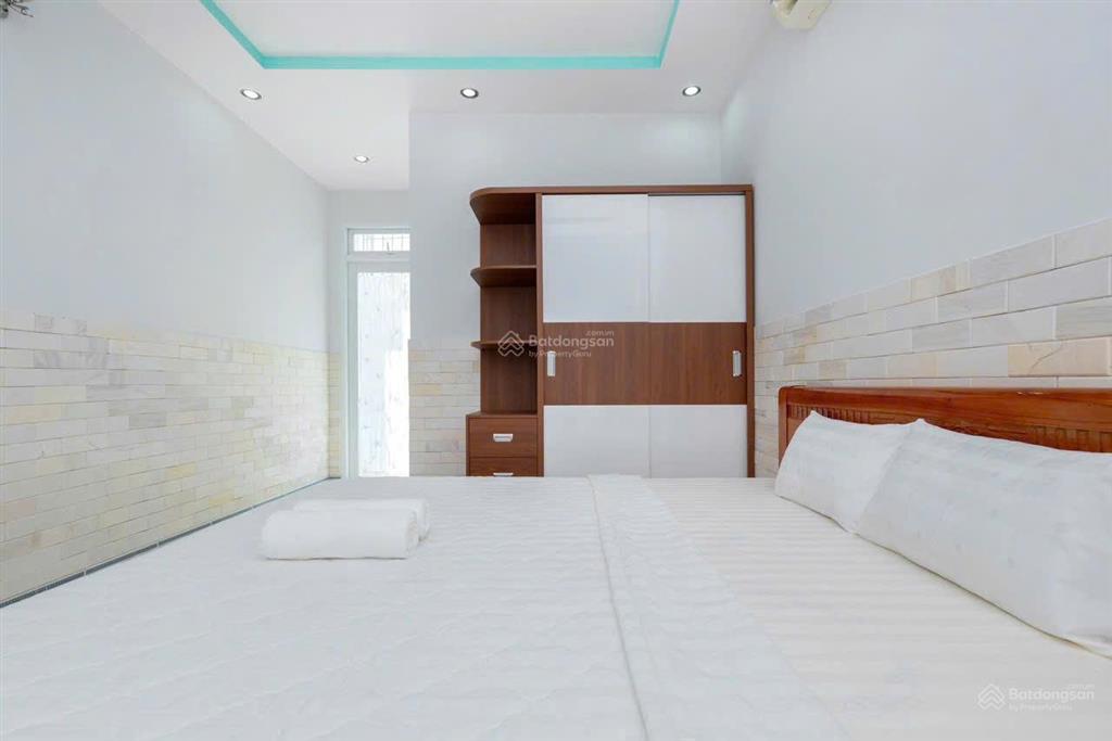 Cho thuê nhà hẻm ô tô nguyễn trường tộ cách biển 500m  full nội thất 15 triệu/tháng