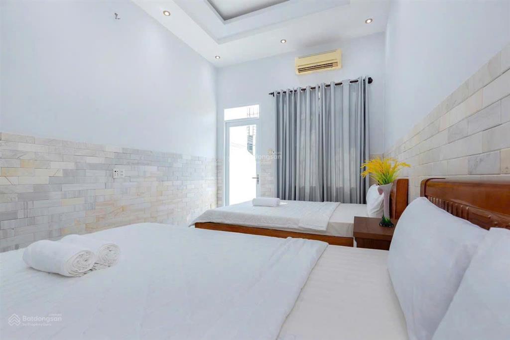 Cho thuê nhà hẻm ô tô nguyễn trường tộ cách biển 500m  full nội thất 15 triệu/tháng