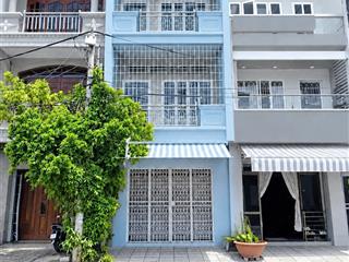 Cho thuê nhà 4 tầng nguyên căn huỳnh khương ninh vũng tàu, 4pn, 100m, giá 11 triệu/tháng