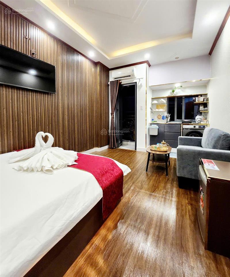 Sang khách sạn khu á châu 25 phòng lô góc giá 70 triệu/tháng