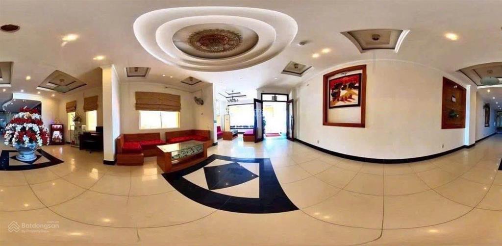 Bán khách sạn mặt tiền thùy vân, view trực diện biển bãi sau vũng tàu, chỉ 260 tỷ