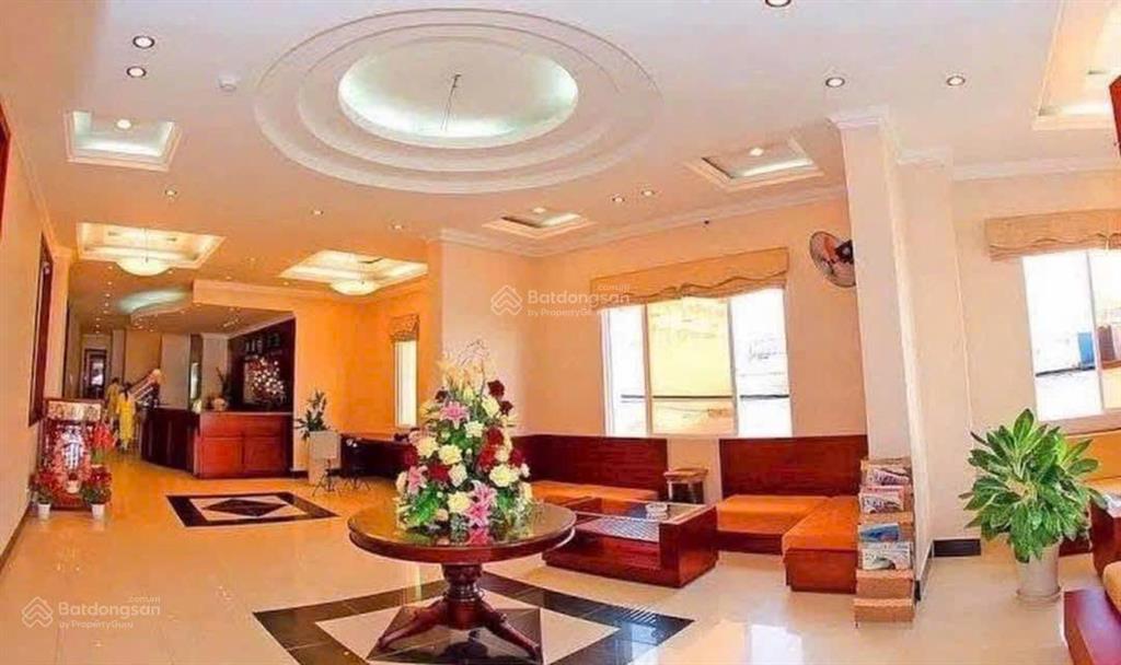 Bán khách sạn mặt tiền thùy vân, view trực diện biển bãi sau vũng tàu, chỉ 260 tỷ