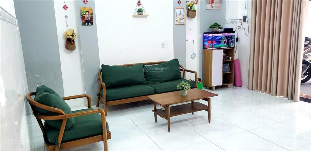 Chính chủ cần bán căn nhà cấp 4 100m2 full thổ cư sát bên đh bình dương.