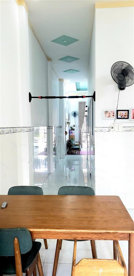 Chính chủ cần bán căn nhà cấp 4 100m2 full thổ cư sát bên đh bình dương.