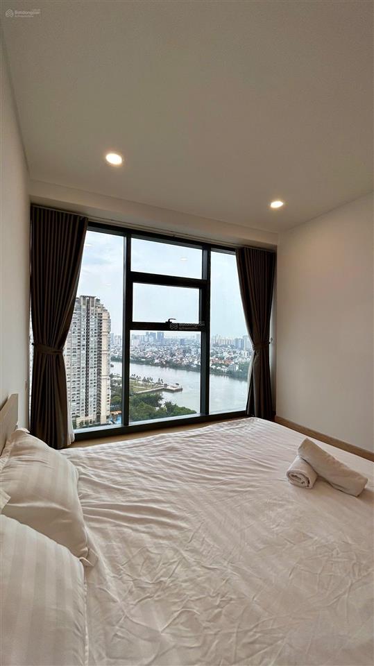 Cho thuê căn hộ sunwah pearl  view sông  chỉ 33 triệu 106m²  2pn + 1