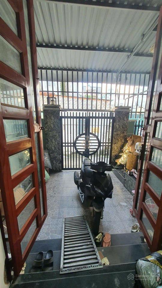 Bán gấp nhà đẹp hẻm xe hơi ngang 6.7m nở hậu đông hòa dĩ an giáp thủ đức 95m2, 3 pn, 3.5 tỷ