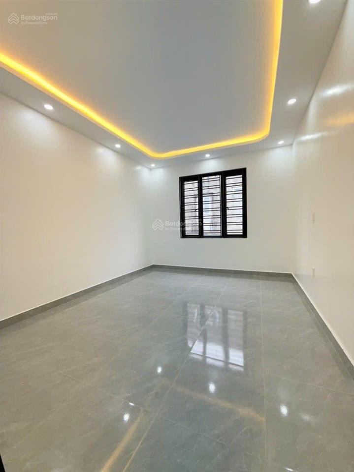 Dãy căn 3 nhà siêu đẹp tại phố nguyễn hữu tuệ