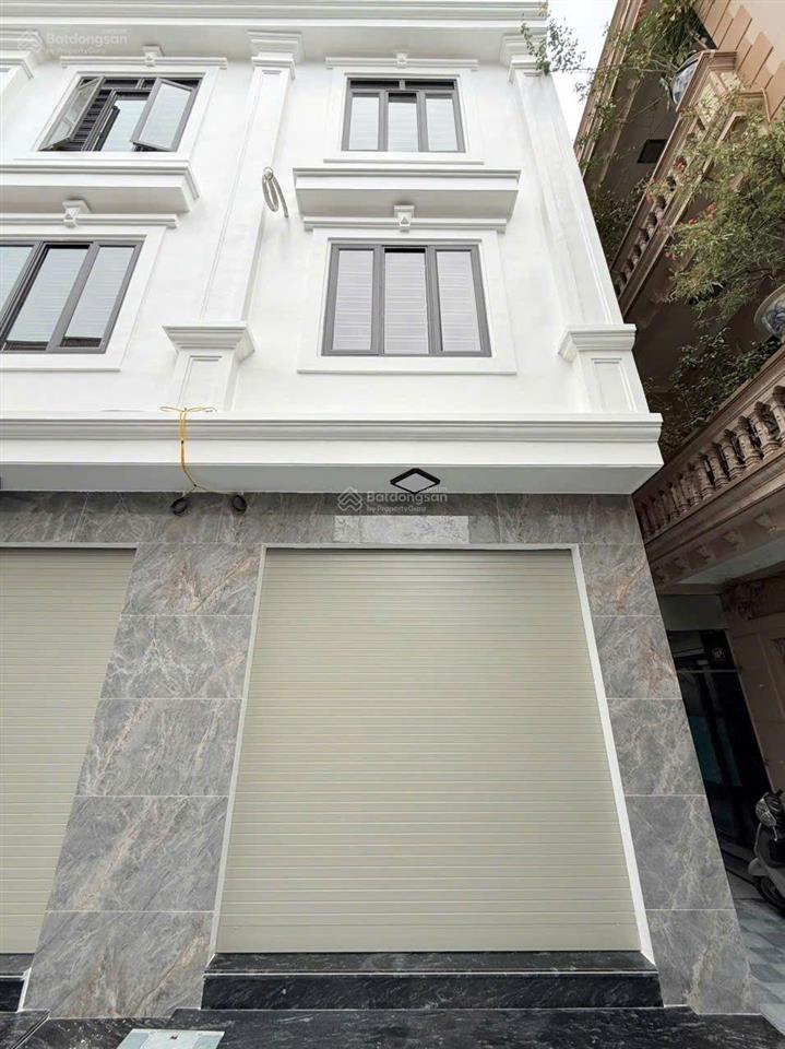 Dãy căn 3 nhà siêu đẹp tại phố nguyễn hữu tuệ