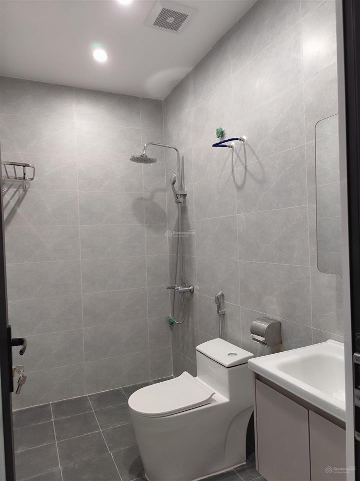 Nhà độc lập xây mới tại phương lưu  đông hải  kinh doanh được loại hình dịch vụ hoặc mở vp