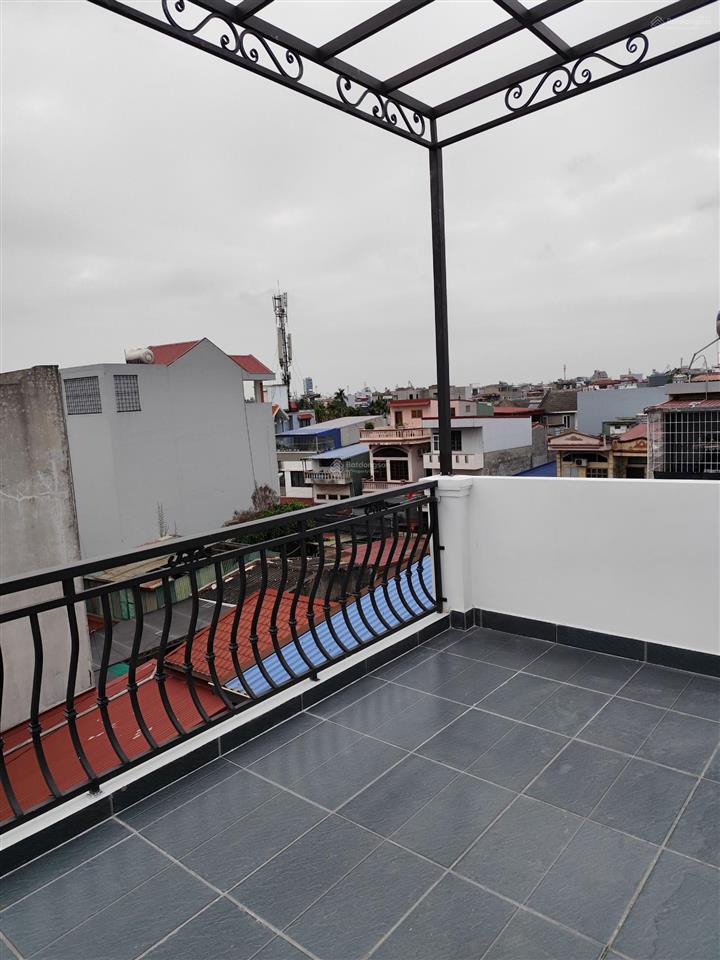 Nhà độc lập xây mới tại phương lưu  đông hải  kinh doanh được loại hình dịch vụ hoặc mở vp