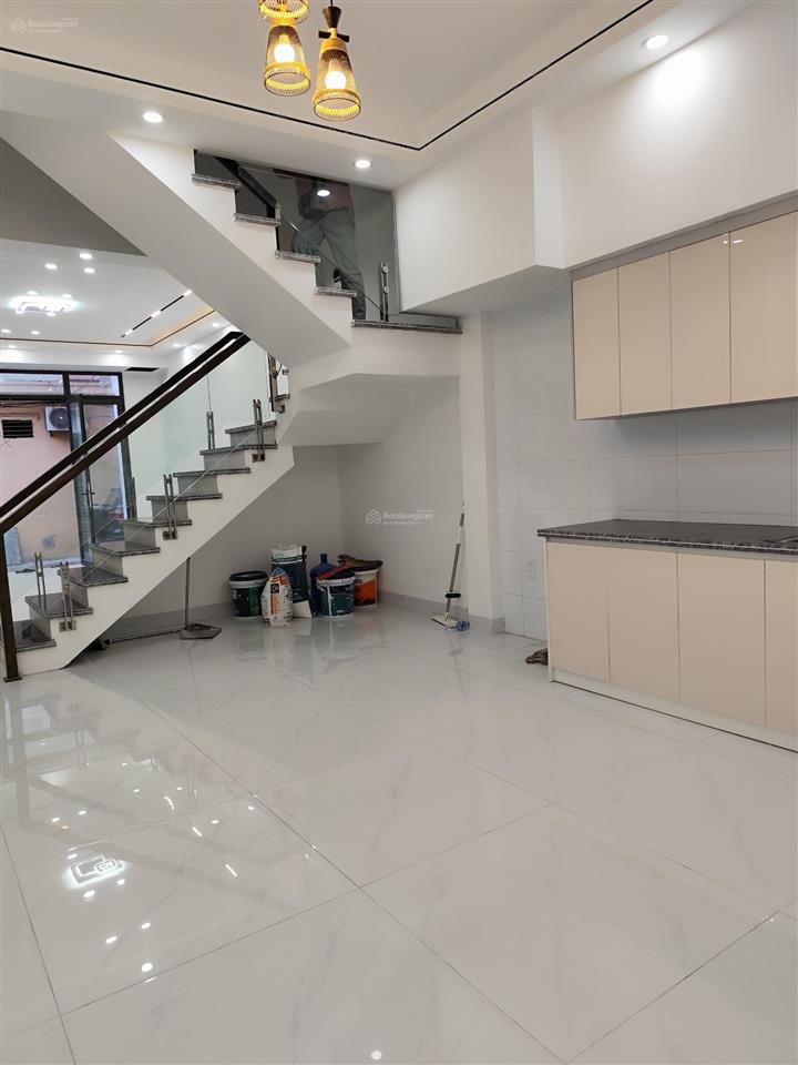 Nhà độc lập xây mới tại phương lưu  đông hải  kinh doanh được loại hình dịch vụ hoặc mở vp