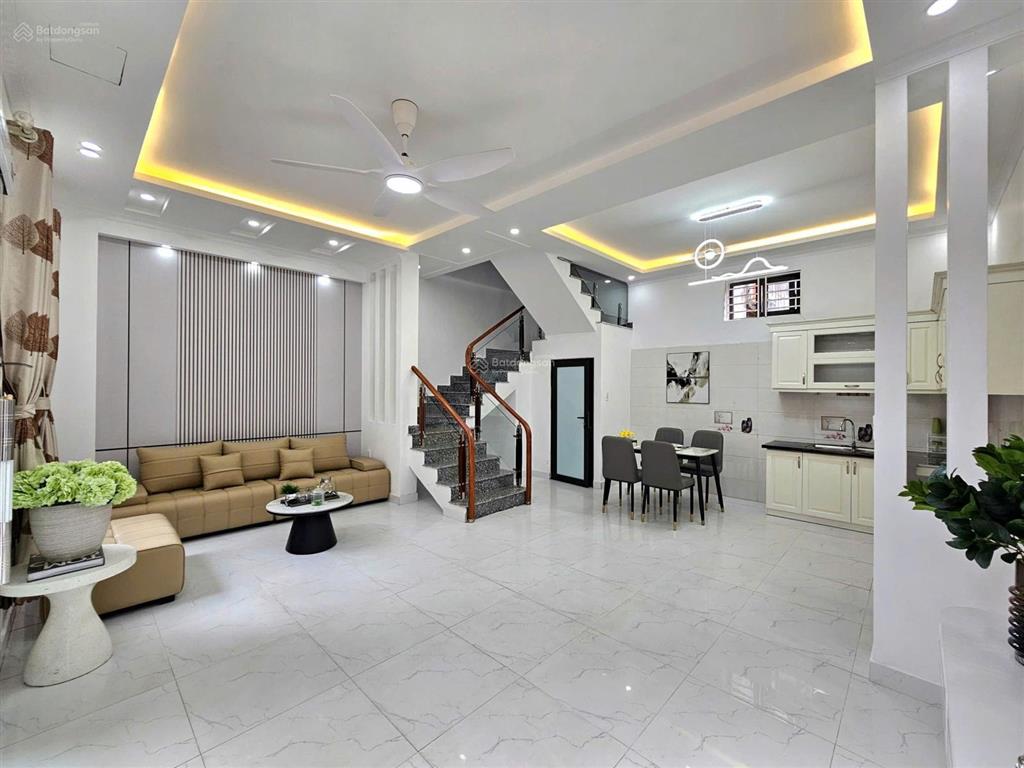 184 mặt trăng bán nhà ngay chợ cột đèn, ngõ nông, 30 bước chân ra thiên đường ẩm thực