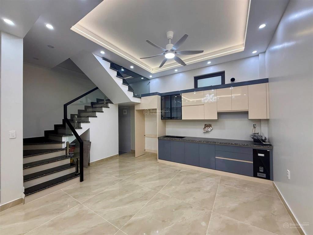 186 mg bán nhà mặt ngõ phương lưu thông bùi thị từ nhiên, ô tô sát nhà