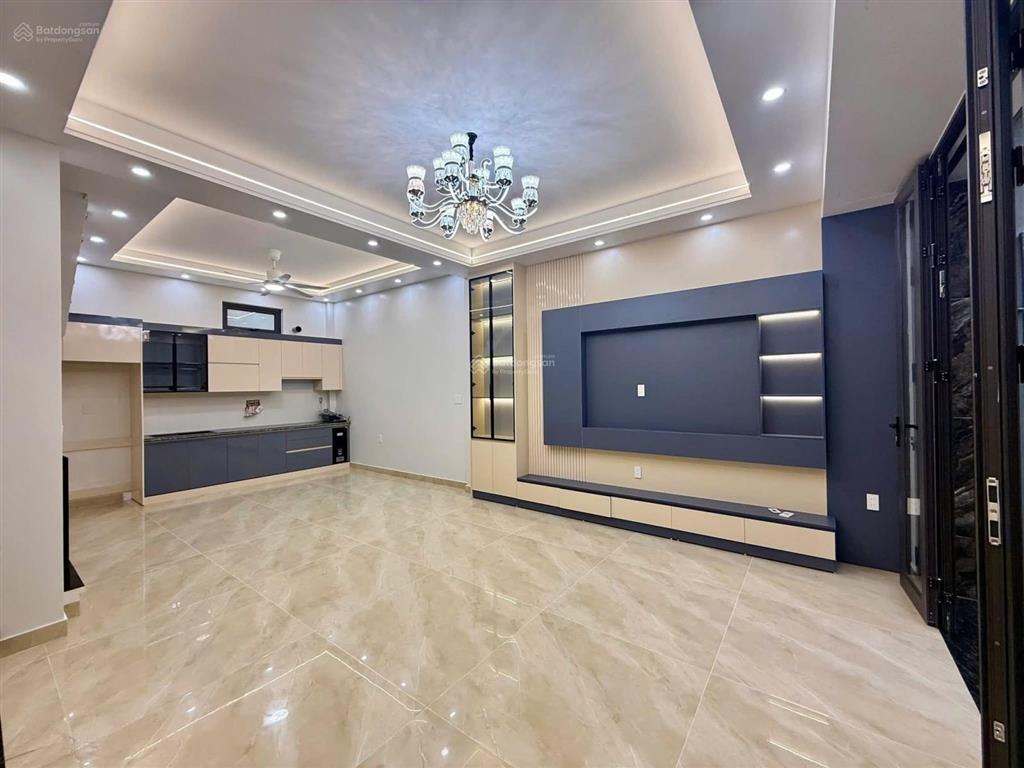 186 mg bán nhà mặt ngõ phương lưu thông bùi thị từ nhiên, ô tô sát nhà