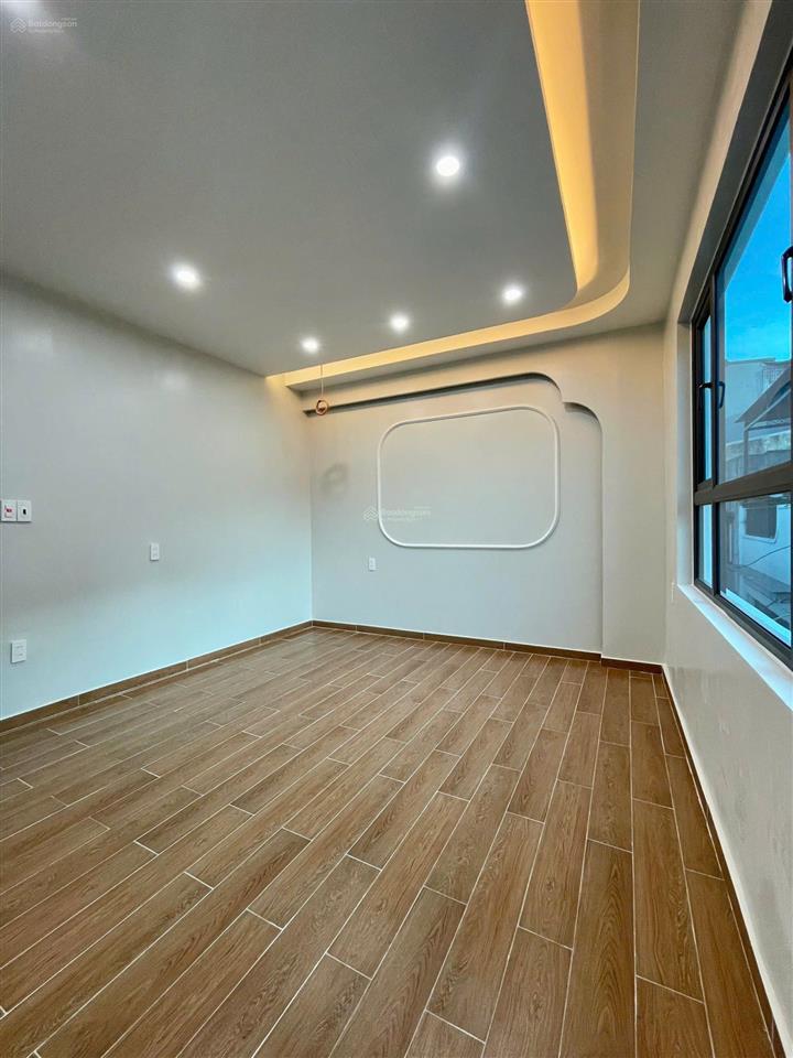 138 mt bán nhà phố nguyễn hữu tuệ (phố cấm  lê lợi)