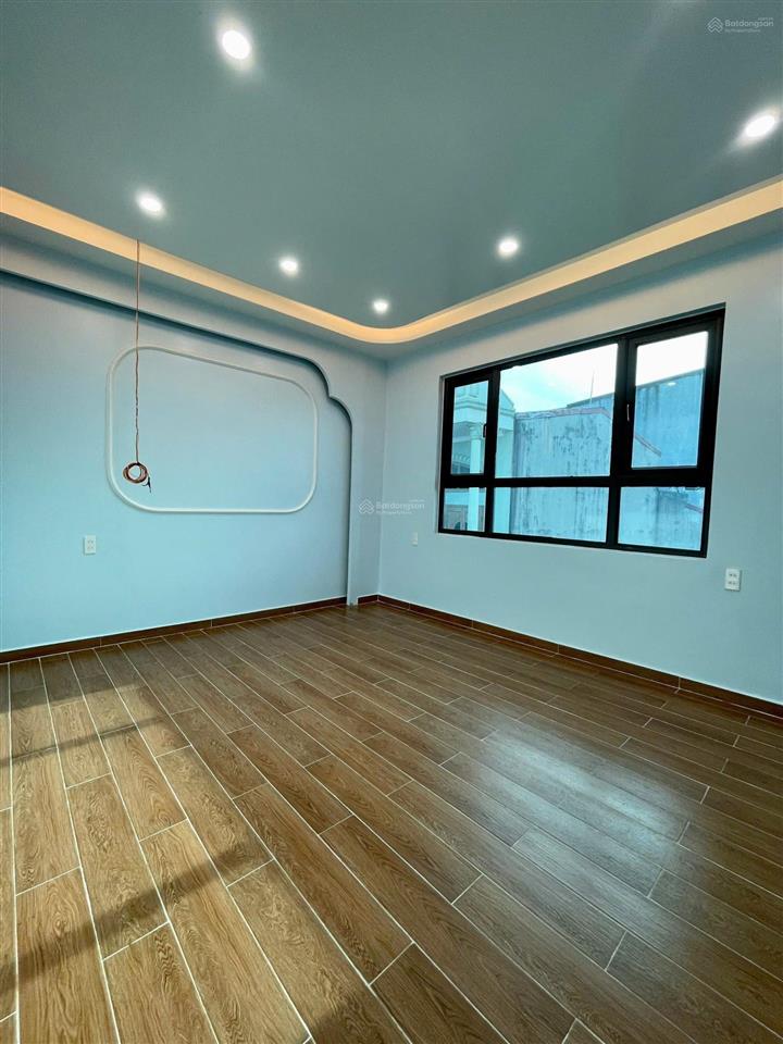 138 mt bán nhà phố nguyễn hữu tuệ (phố cấm  lê lợi)