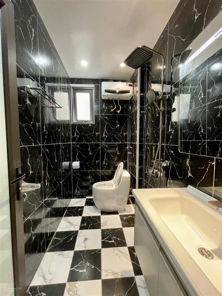 138 mt bán nhà phố nguyễn hữu tuệ (phố cấm  lê lợi)