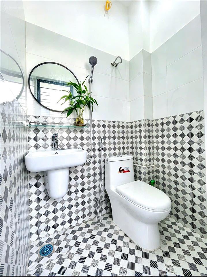 2310mt // bán nhà ngõ 185 tôn đức thắng
