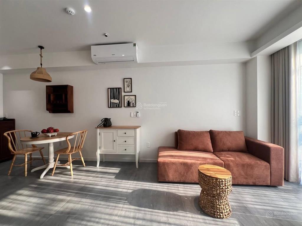 Cho thuê căn hộ 1pn, 1pk 60m2 chỉ 10tr gần lotte mart, cầu kênh tẻ, rmit,đh tđt, khu đô thị him lam
