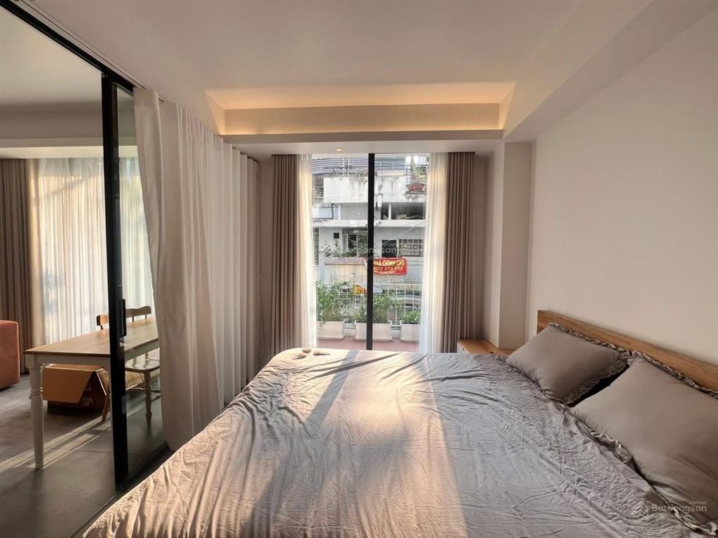 Cho thuê căn hộ 1pn, 1pk 60m2 chỉ 10tr gần lotte mart, cầu kênh tẻ, rmit,đh tđt, khu đô thị him lam