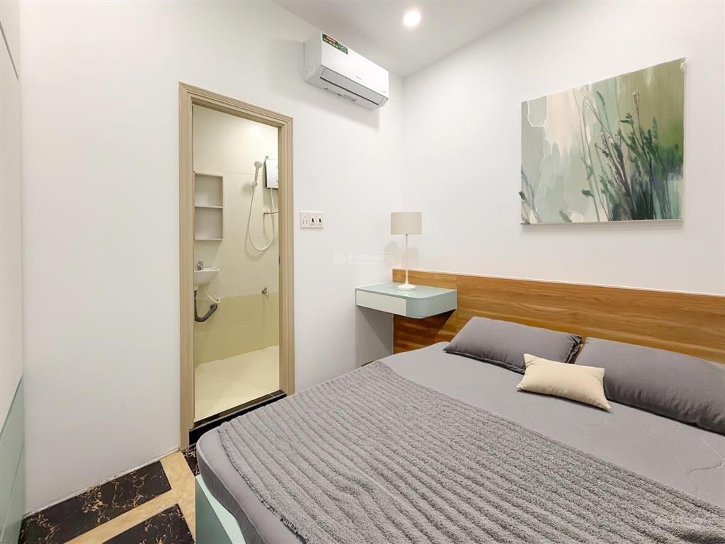 Cho thuê căn hộ 2pn 50m2 chỉ 10tr gần lotte mart, cầu kênh tẻ, rmit, đh tđt