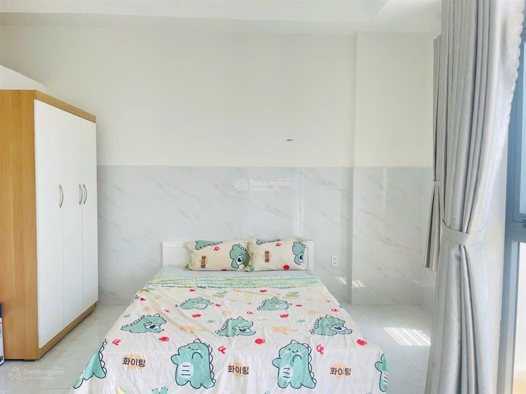 Cho thuê căn hộ studio ban công 27m² chỉ 4tr2 gần ufm, kcx tân thuận, cầu phú mỹ