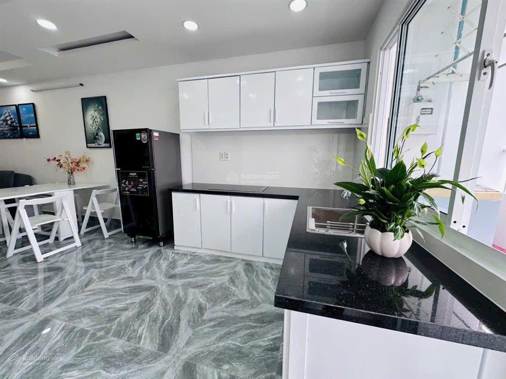Căn hộ 1pn ban công 50m2 giá chỉ 9,2 triệu, gần lotte mart, sc vivo city, đại học tôn đức thắng