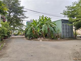 Bán lô đất nền góc 2 mặt tiền cực đẹp 92m2 ( 6.4m14.5m) đường số 1 long trường. chỉ 4.5 tỷ bớt lộc