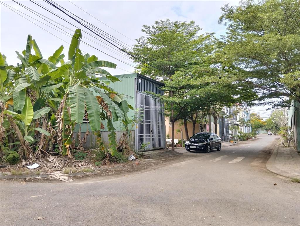 Bán lô đất nền góc 2 mặt tiền cực đẹp 92m2 ( 6.4m14.5m) đường số 1 long trường. chỉ 4.5 tỷ bớt lộc