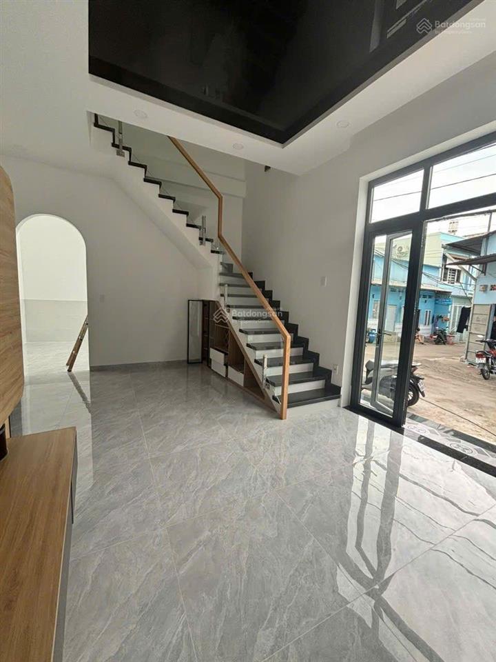 Bán nhà 4 tầng mới xây 60m24pn5wc đường 102 tăng nhơn phú a. ôtô 7 chỗ ngủ trong nhà. giá 6.5 tỷ.
