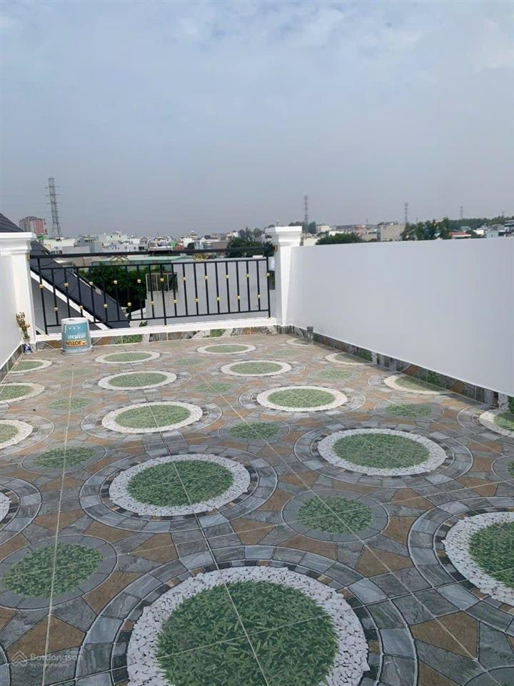 Bán nhà 4 tầng mới 3 mặt tiền 68m2, 5pn, 5wc đường số 10 tăng nhơn phú b quận 9. giá 7.5 tỷ bớt lộc