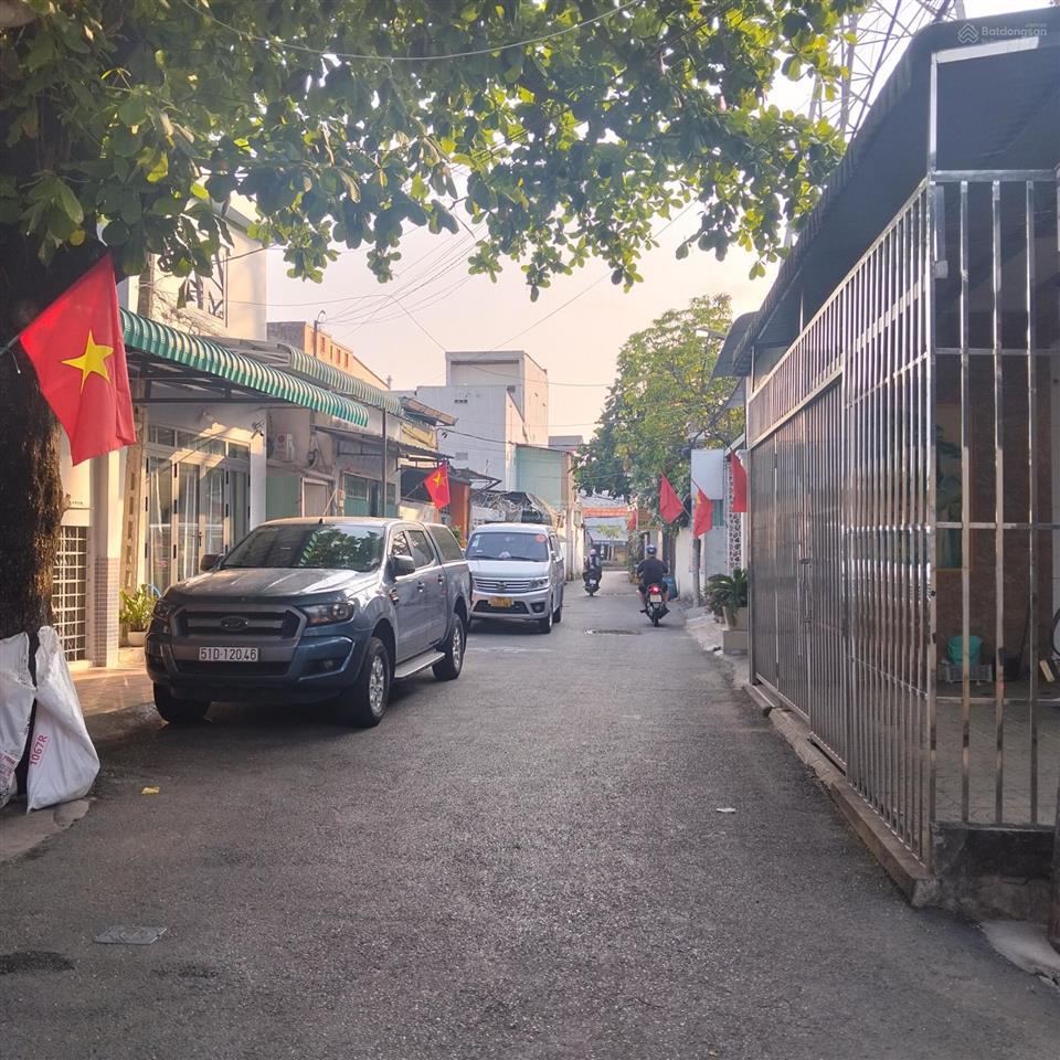 Bán nhà mới đường tăng nhơn phú ( trần thị điệu) 79m2 6.6m12m. đường xe tải thông. giá 6.8 tỷ tl.