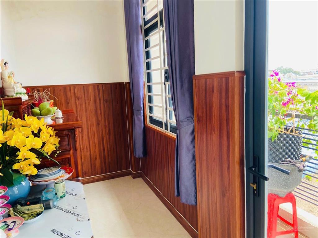 Bán nhà 3 tầng đúc kiên cố đường dương đình hội tăng nhơn phú b. đường ôtô đỗ cửa. giá 6 tỷ bớt lộc