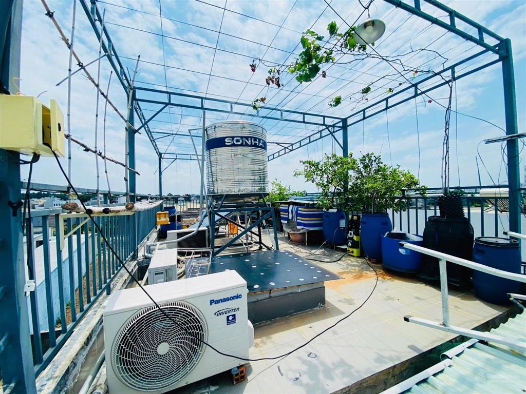 Bán nhà 3 tầng đúc kiên cố đường dương đình hội tăng nhơn phú b. đường ôtô đỗ cửa. giá 6 tỷ bớt lộc