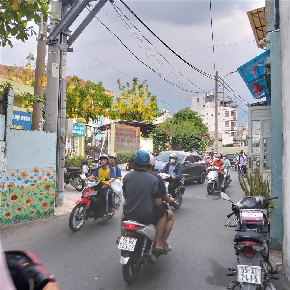 Bán nhà đường đỗ xuân hợp ( đinh củng viên ) pl a quận 9. giá 3.5 tỷ  có sẵn dòng tiền 6tr/tháng.