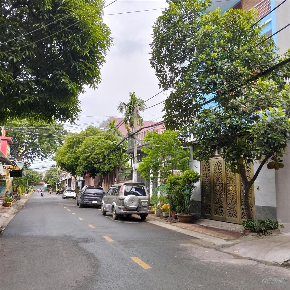 Bán nhà lã xuân oai. nhà bán tăng nhơn phú a. nhà đẹp giá rẻ quận 9. nhà 5 tỷ quận 9. nhà ga metro.
