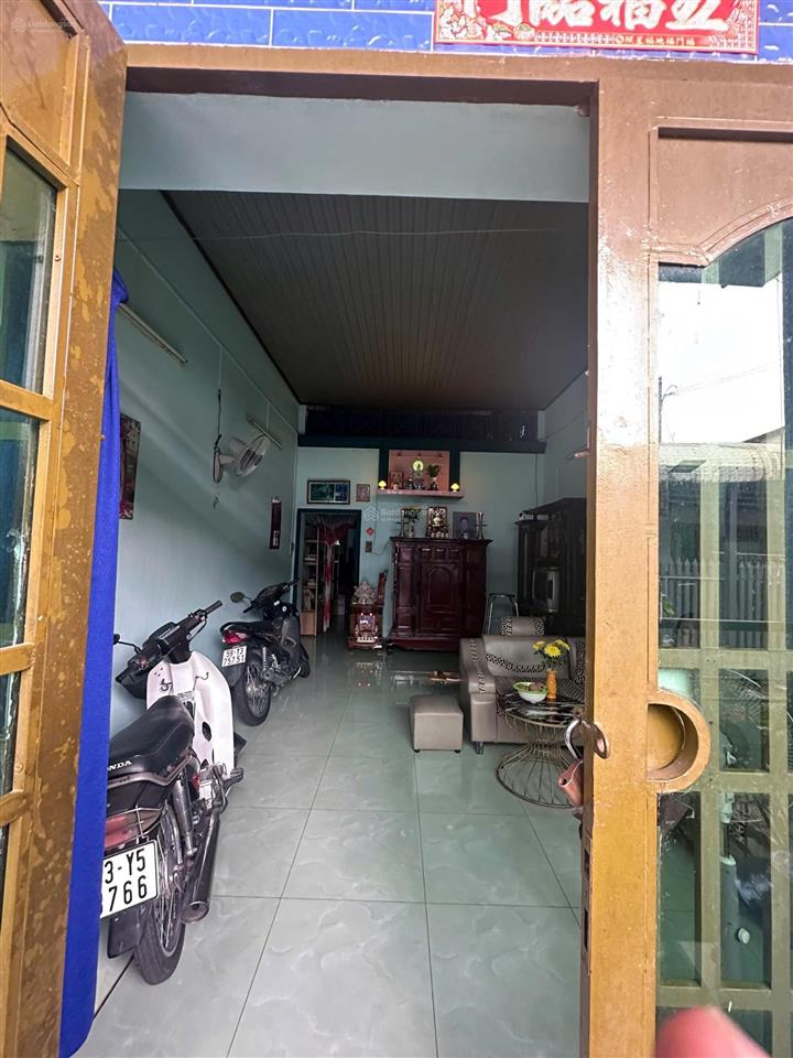 Chính chủ cần bán đất thổ cư tt củ chi cách cầu vượt vài bước chân giá 2 tỷ 9