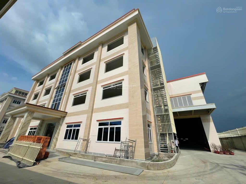 Cho thuê kho xưởng 4800m2 tại nhị thành thủ thừa long an. giá tham khảo tốt trong khu vực 50k/m2