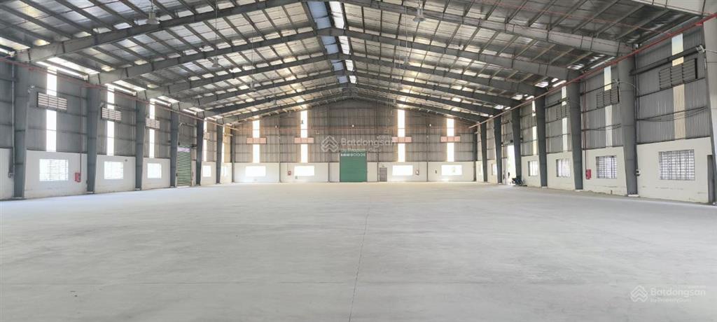 Bán xưởng lớn kcn hải sơn, đức hòa, long an giá 140 tỷ.  0948 768 ***