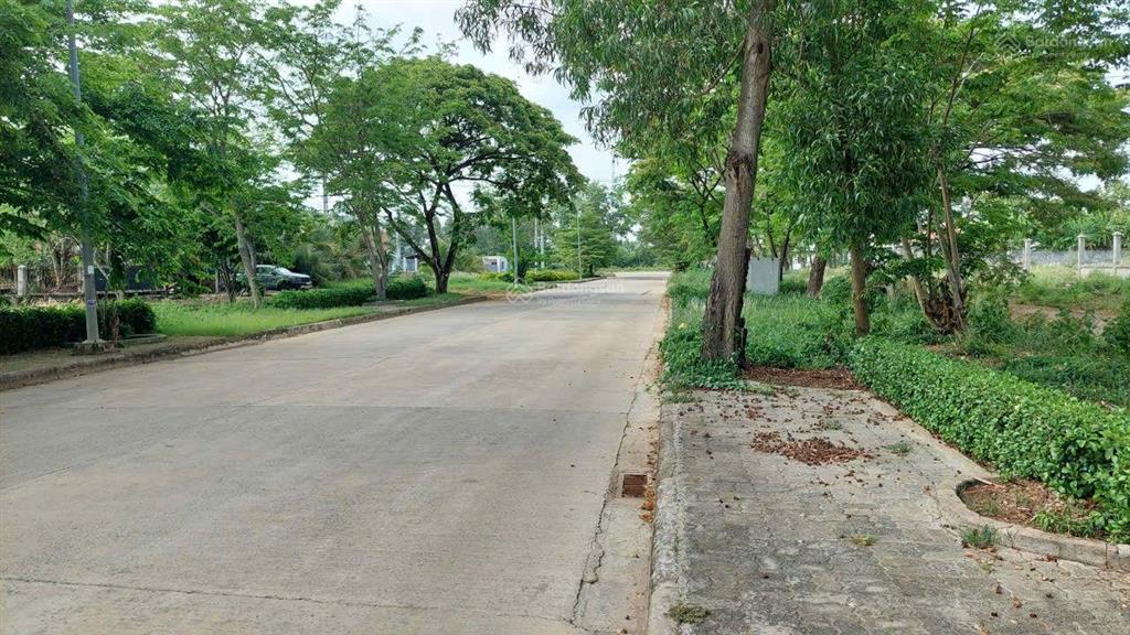 Bán đất xưởng kcn bến lức long an dt 2500m2 sổ hồng riêng