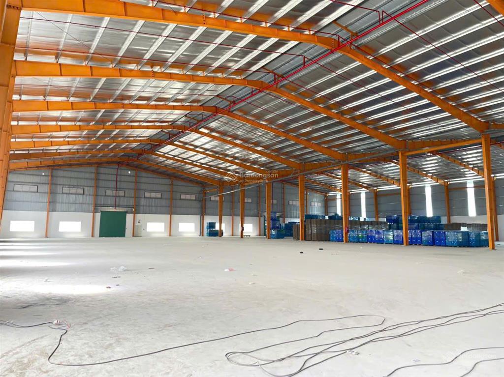 Cho thuê kho xưởng mới tại đức hòa, long an 3000m2 giá rẻ 60k/m2  pccc tự động