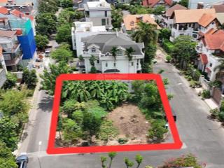 Lô đất biệt thự 3 mặt tiền khu compound dt 326m2 giá 110 tỷ vị trí cực hiếm