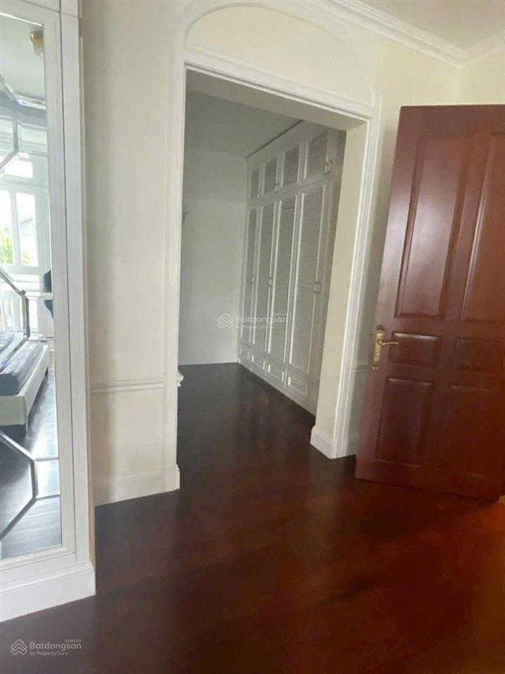 Bán gấp biệt thự tại nguyễn văn hưởng, thảo điền, quận 2, tp. hồ chí minh, dt 14x21m, chỉ với 73 tỷ