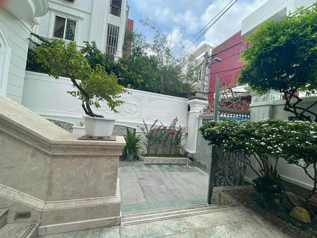 Bán gấp biệt thự tại nguyễn văn hưởng, thảo điền, quận 2, tp. hồ chí minh, dt 14x21m, chỉ với 73 tỷ