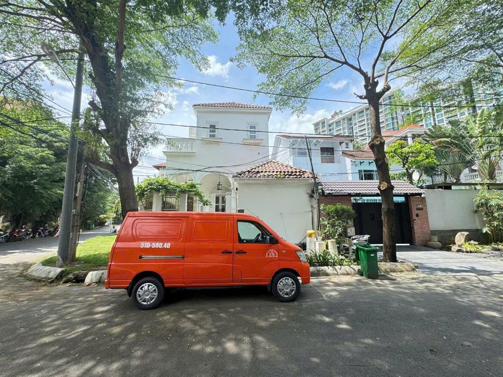Bán biệt thự nguyễn văn hưởng thảo điền cạnh sông  căn góc 368m², đang cho thuê 4.000 usd/tháng
