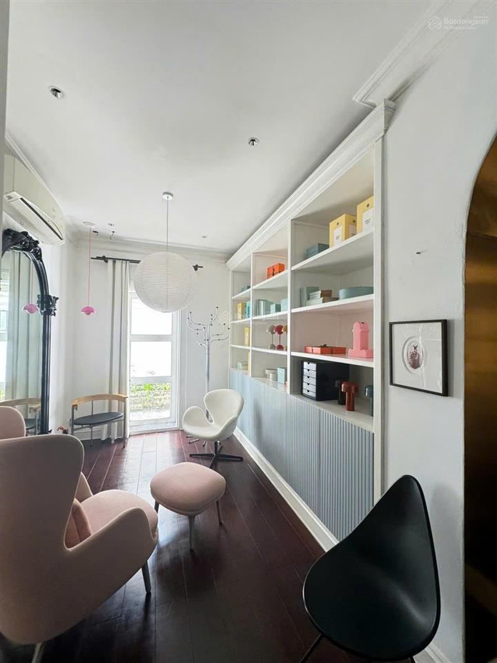 Bán biệt thự nguyễn văn hưởng thảo điền cạnh sông  căn góc 368m², đang cho thuê 4.000 usd/tháng