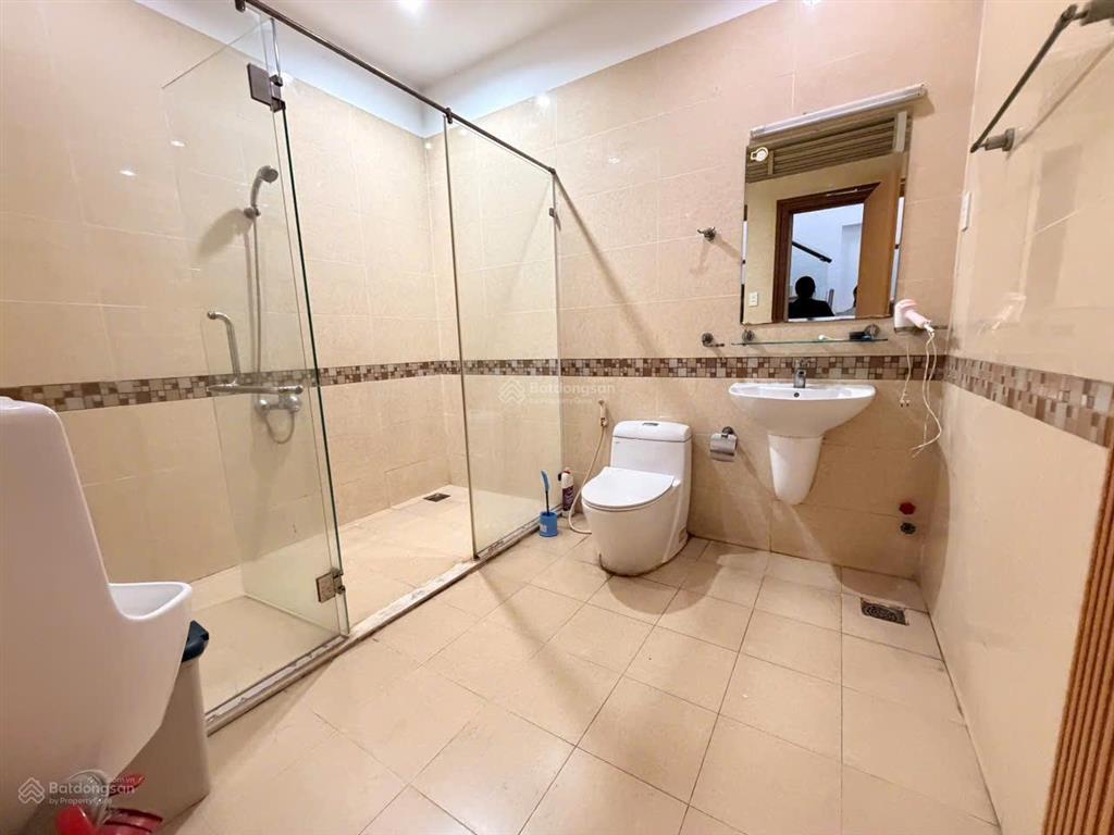 Nhà đẹp an phú gara ô tô, 150m2, 3pn 1 trệt 2 lầu tại kdc cao cấp giá thuê chỉ 60 triệu/tháng